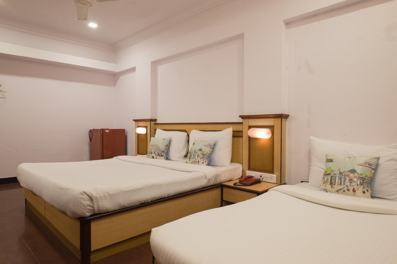 Oyo Flagship 561 Host Inn Bombaj Zewnętrze zdjęcie